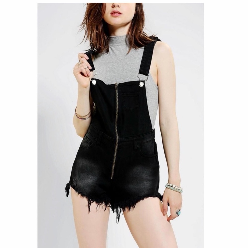 UNIF Yokel Distressed
Overall Shorts